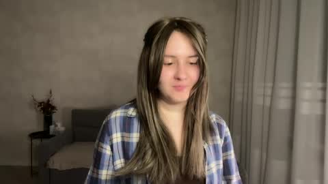 Anna online show from 04/11/26, 07:51