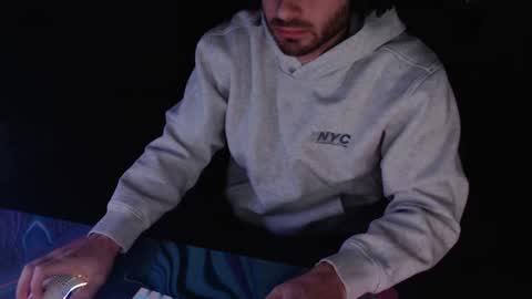 Snapshot of alocsa chatting on 12/22/25, 05:15 alocsa online show from 12/22/25, 05:15