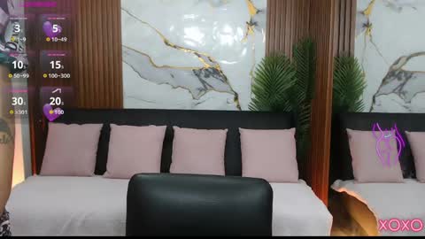 alonddra_tay online show from 04/13/26, 11:37