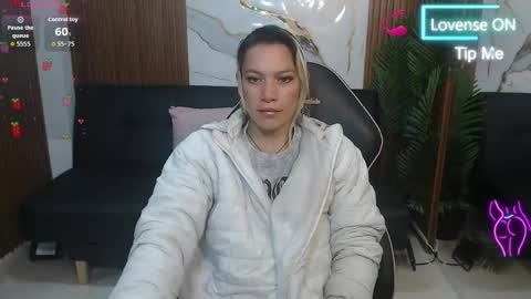 alonddra_tay online show from 05/24/26, 11:26