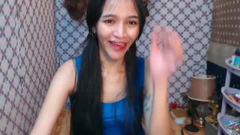 Snapshot of alondra_aleng_ereng chatting on 10/22/25, 03:12 Alondra  online show from 10/22/25, 03:12