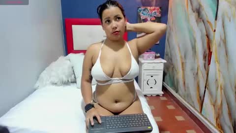 alondra_tits online show from 11/22/25, 12:26
