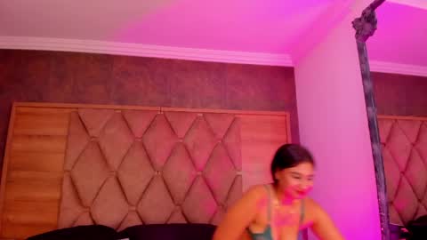 Snapshot of alondrasoomer chatting on 05/04/26, 05:47 ALONDRA CUTE online show from 05/04/26, 05:47