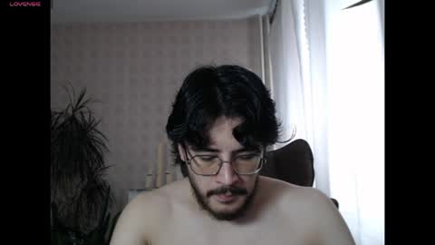 Snapshot of alone_at_homee chatting on 04/08/26, 01:16 Alan online show from 04/08/26, 01:16