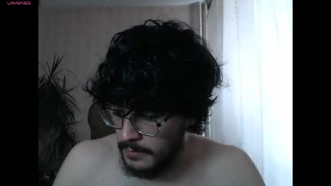 Snapshot of alone_at_homee chatting on 04/21/26, 02:26 Alan online show from 04/21/26, 02:26