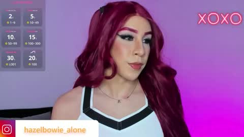 Snapshot of alonehazel chatting on 10/31/25, 04:24 Hazel Bowie online show from 10/31/25, 04:24