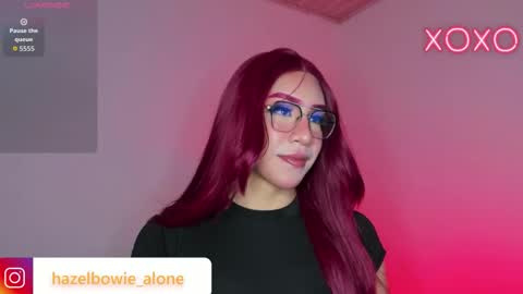 Snapshot of alonehazel chatting on 11/21/25, 10:30 Hazel Bowie online show from 11/21/25, 10:30