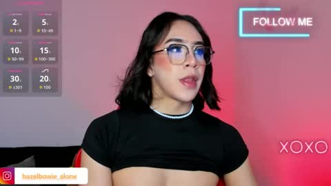 Snapshot of alonehazel chatting on 12/14/25, 12:49 Hazel Bowie online show from 12/14/25, 12:49