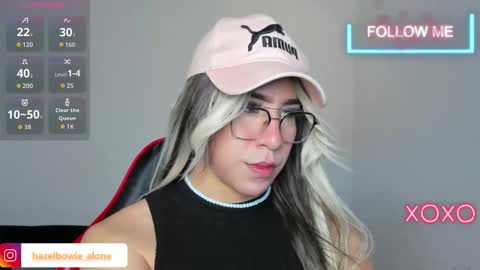 Hazel Bowie online show from 12/17/25, 03:40