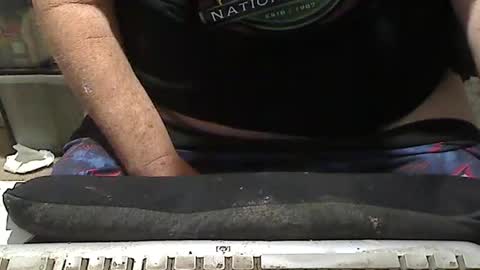 Snapshot of aloooopyscot chatting on 03/28/26, 04:28 Loooopy online show from 03/28/26, 04:28