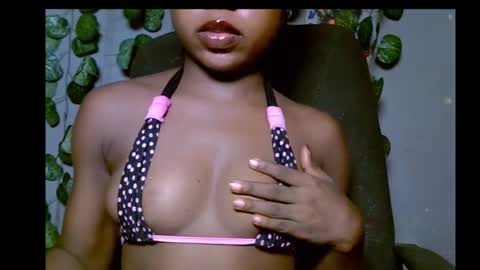 Snapshot of alosexy_bae chatting on 03/21/26, 07:50 alo online show from 03/21/26, 07:50