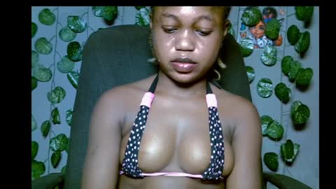 Snapshot of alosexy_bae chatting on 04/04/26, 08:39 alo online show from 04/04/26, 08:39