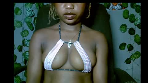 Snapshot of alosexy_bae chatting on 04/20/26, 05:05 alo online show from 04/20/26, 05:05