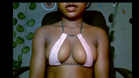 Snapshot of alosexy_bae chatting on 05/25/26, 03:40 alo online show from 05/25/26, 03:40