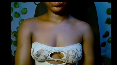 Snapshot of alosexy_bae chatting on 07/15/26, 07:57 alo online show from 07/15/26, 07:57
