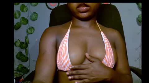 Snapshot of alosexy_bae chatting on 07/25/26, 05:38 alo online show from 07/25/26, 05:38