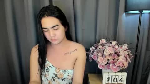 alovelydollnica online show from 01/04/25, 10:49