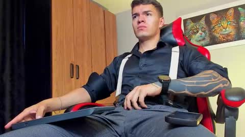 alpha_dominus_ online show from 11/03/25, 04:03