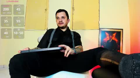 Snapshot of alpha_paganni chatting on 03/24/26, 03:00 alpha paganni online show from 03/24/26, 03:00