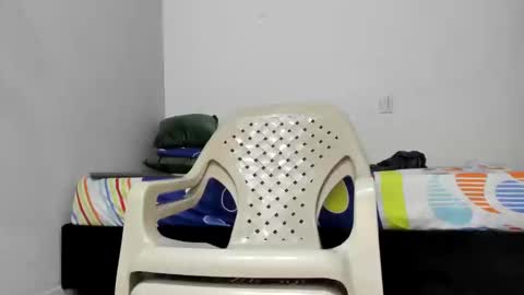 Snapshot of alpha_smit chatting on 01/24/25, 04:59 alpha smit online show from 01/24/25, 04:59