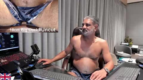 Snapshot of alpha_uk_boss chatting on 04/13/26, 05:35 alpha_uk_boss online show from 04/13/26, 05:35