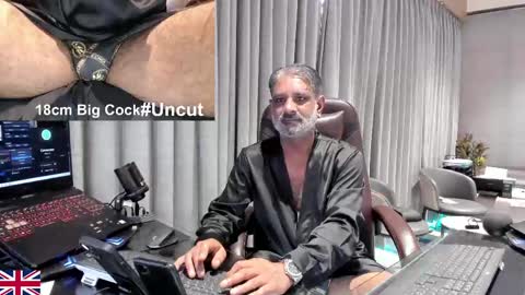 Snapshot of alpha_uk_boss chatting on 04/17/26, 11:13 alpha_uk_boss online show from 04/17/26, 11:13