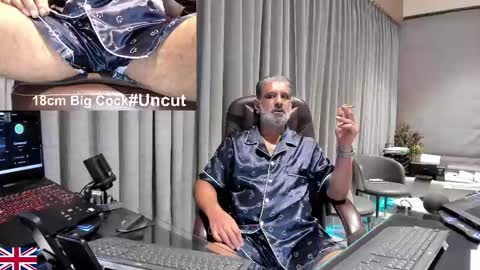Snapshot of alpha_uk_boss chatting on 04/19/26, 12:15 alpha_uk_boss online show from 04/19/26, 12:15