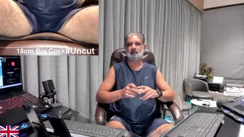 Snapshot of alpha_uk_boss chatting on 04/27/26, 05:44 alpha_uk_boss online show from 04/27/26, 05:44