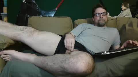 Snapshot of alphaacid1 chatting on 12/28/24, 05:23 Alpha or Al online show from 12/28/24, 05:23