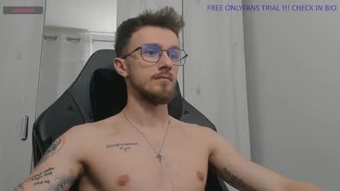 Snapshot of alphaboyfun chatting on 01/02/25, 02:54 Andi online show from 01/02/25, 02:54