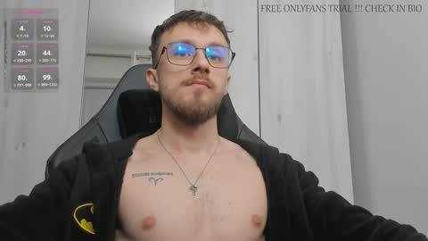 Snapshot of alphaboyfun chatting on 01/04/25, 12:27 Andi online show from 01/04/25, 12:27