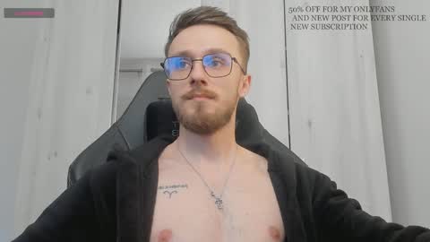 Snapshot of alphaboyfun chatting on 01/15/25, 10:17 Andi online show from 01/15/25, 10:17