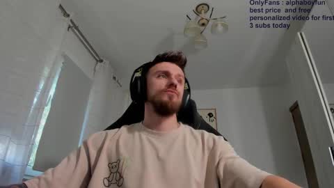 Snapshot of alphaboyfun chatting on 09/28/25, 10:31 Andi online show from 09/28/25, 10:31