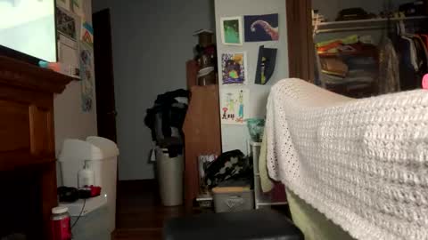 Snapshot of alphadomcole chatting on 11/04/25, 05:39 alphadomcole online show from 11/04/25, 05:39