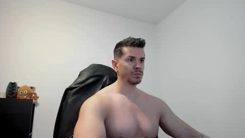 LeatherMaster online show from 12/18/25, 07:36