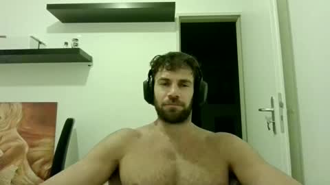 alphah_hunk online show from 09/26/25, 07:07
