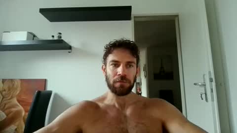 alphah_hunk online show from 10/09/25, 10:24