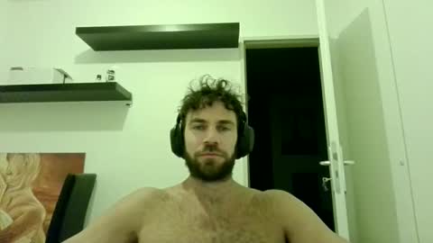 alphah_hunk online show from 10/11/25, 06:39
