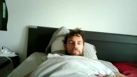 alphah_hunk online show from 10/19/25, 07:42