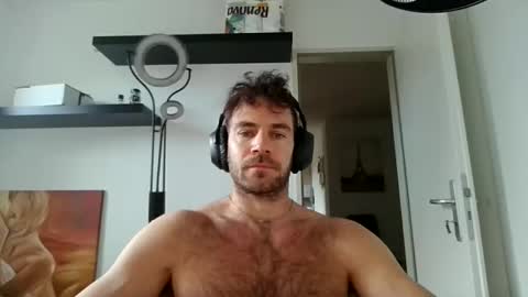 alphah_hunk online show from 11/20/25, 09:42