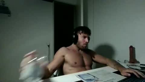 Snapshot of alphah_hunk chatting on 04/18/26, 07:07 alphah_hunk online show from 04/18/26, 07:07