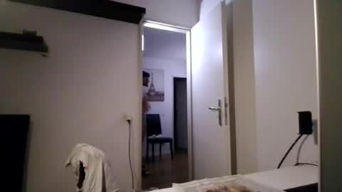 Snapshot of alphah_hunk chatting on 07/21/26, 07:05 alphah_hunk online show from 07/21/26, 07:05
