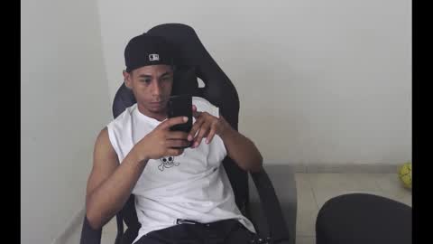 alphas_latins online show from 04/06/26, 04:46