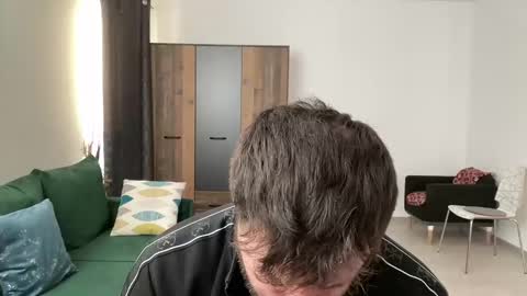 Jhonny online show from 12/16/24, 06:43