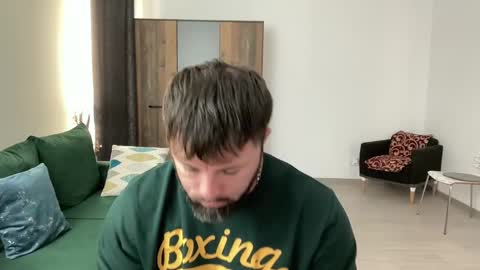 Jhonny online show from 12/18/24, 07:04