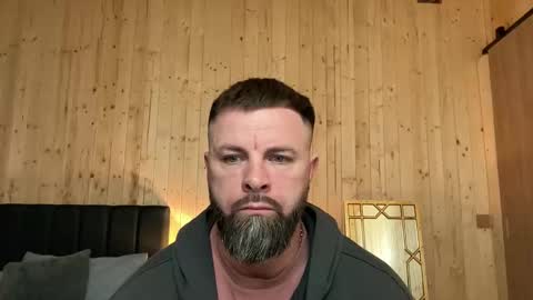 Snapshot of alphasparks chatting on 03/20/26, 04:28 Jhonny online show from 03/20/26, 04:28