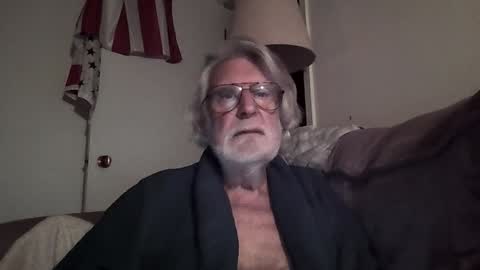 AlphaUniform online show from 12/04/24, 01:31