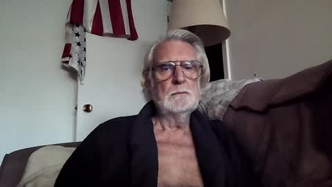 AlphaUniform online show from 01/10/25, 06:17