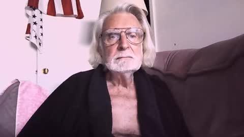 AlphaUniform online show from 10/29/25, 04:09