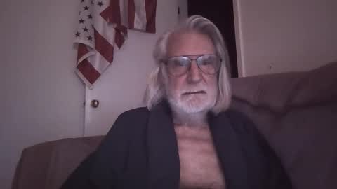 Snapshot of alphauniform chatting on 03/07/26, 12:13 AlphaUniform online show from 03/07/26, 12:13